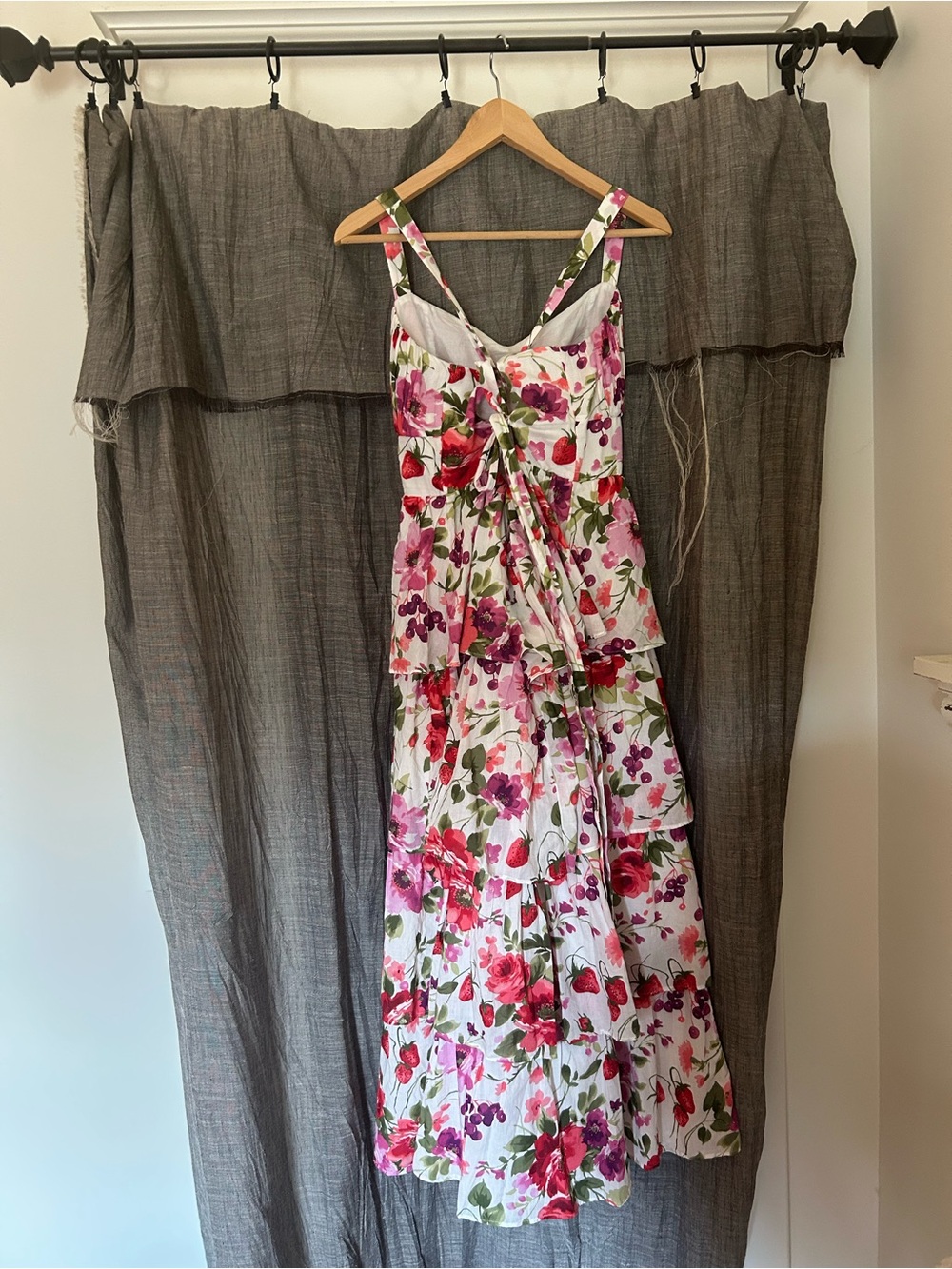 Abercrombie & Fitch Floral Tiered Maxi Dress - Picture 4 of 5